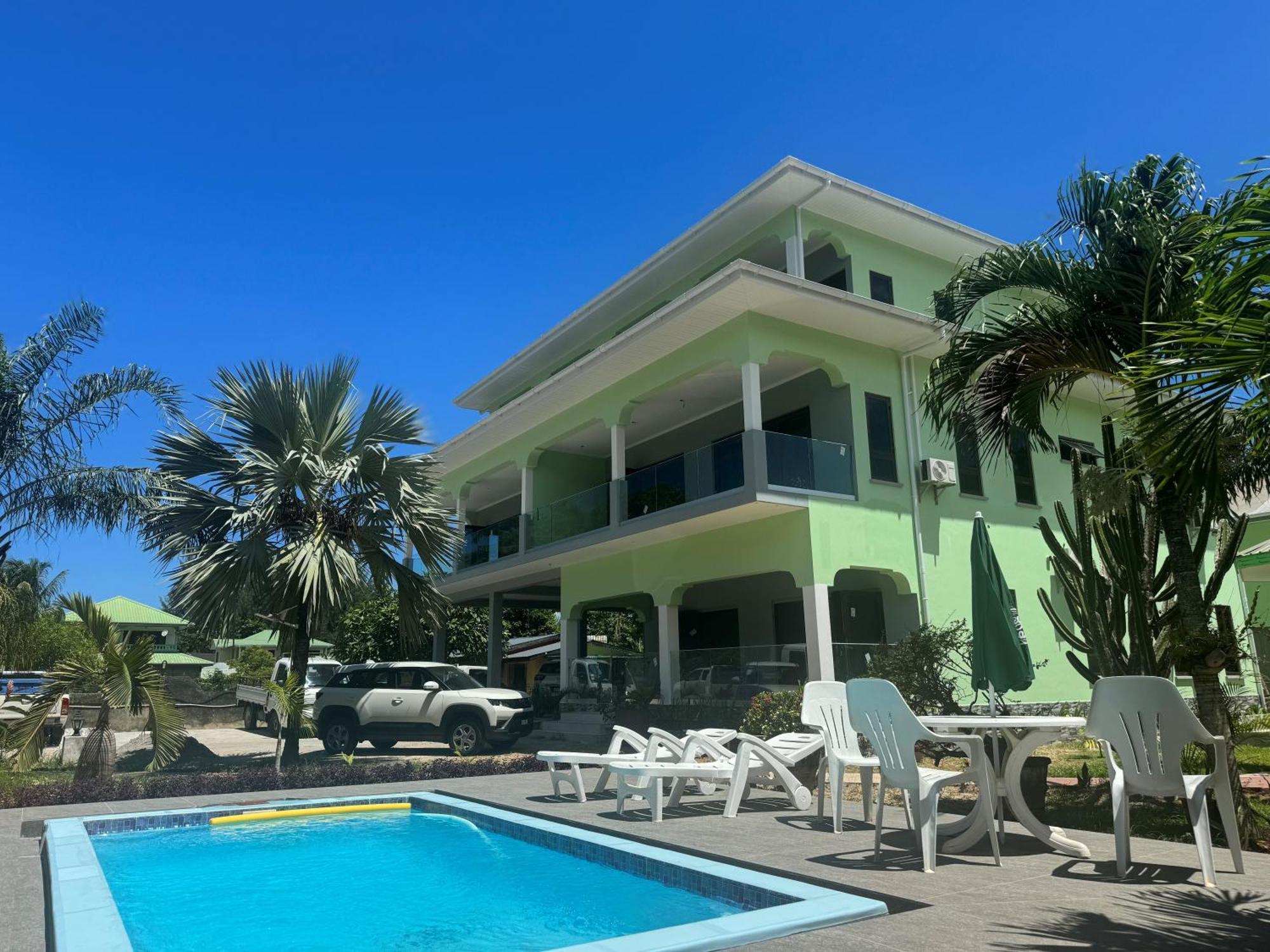 Green Palm Self Catering Anse aux Pins Esterno foto