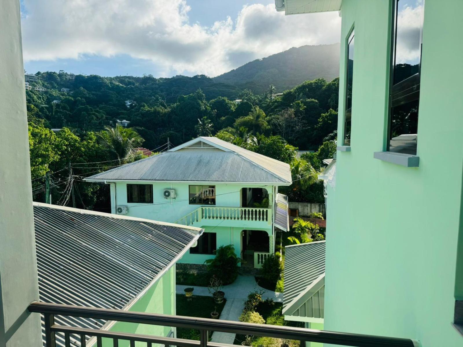 Green Palm Self Catering Anse aux Pins Esterno foto