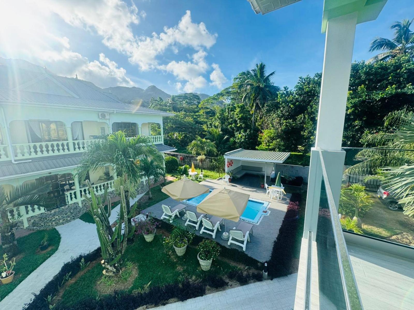 Green Palm Self Catering Anse aux Pins Esterno foto