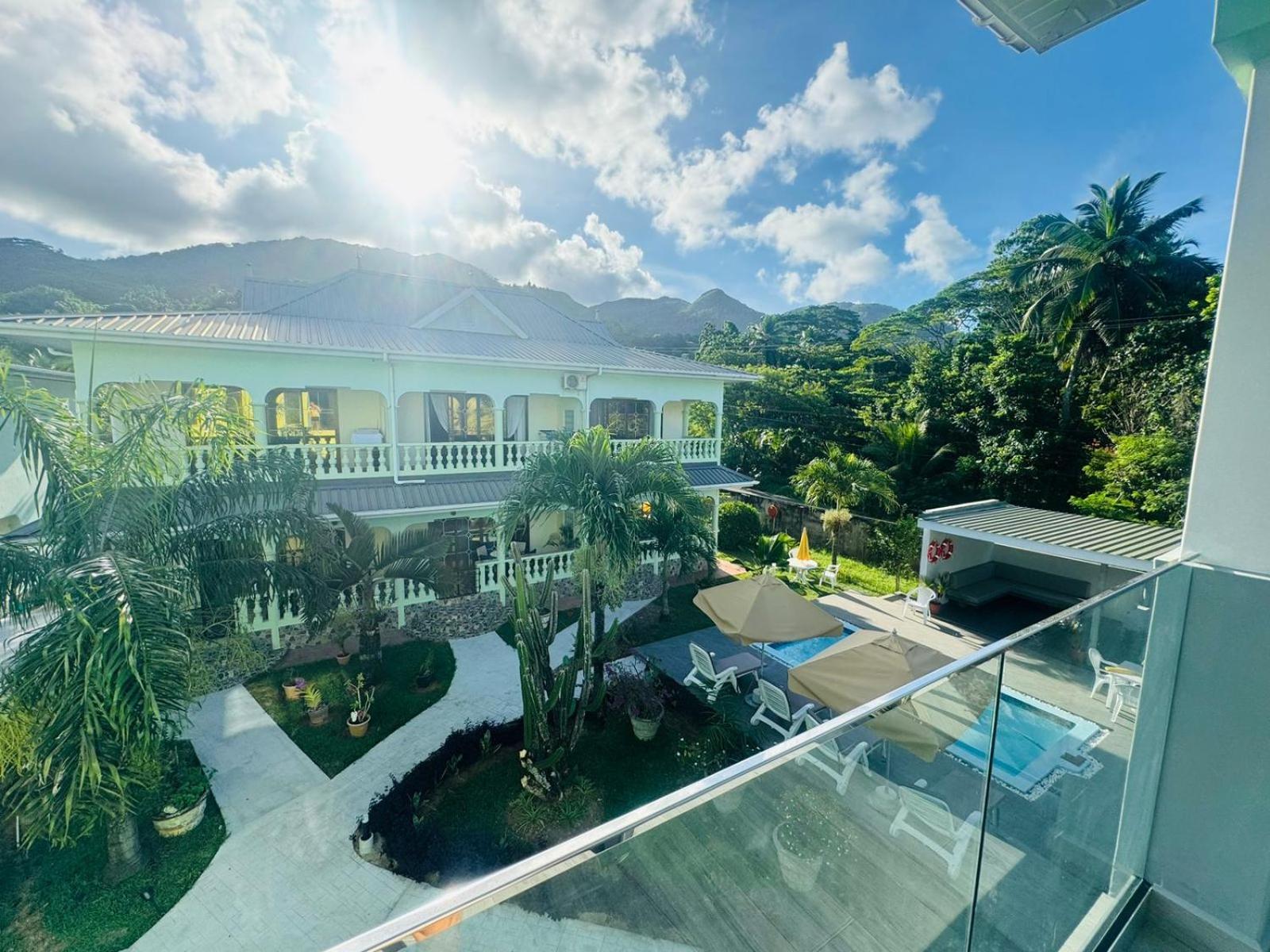 Green Palm Self Catering Anse aux Pins Esterno foto