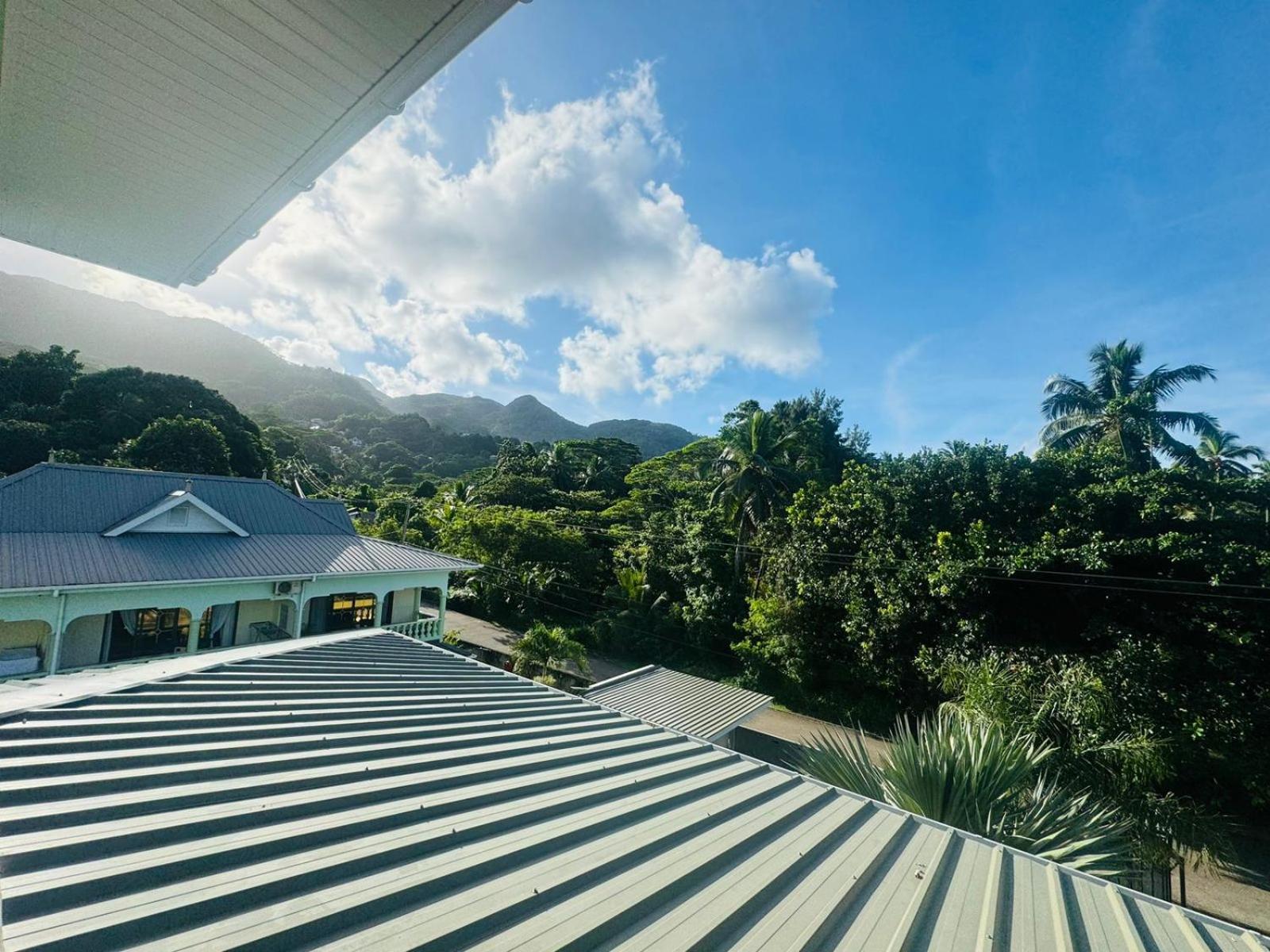 Green Palm Self Catering Anse aux Pins Esterno foto