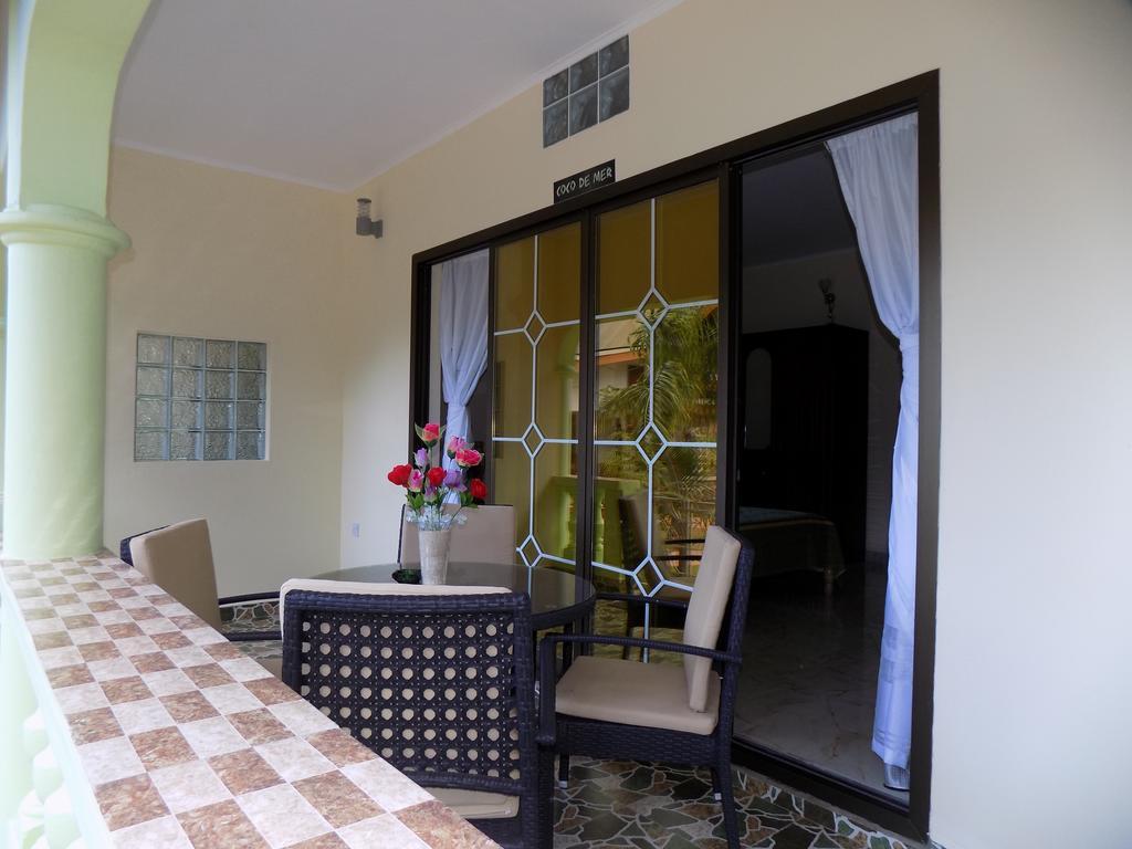 Green Palm Self Catering Anse aux Pins Esterno foto