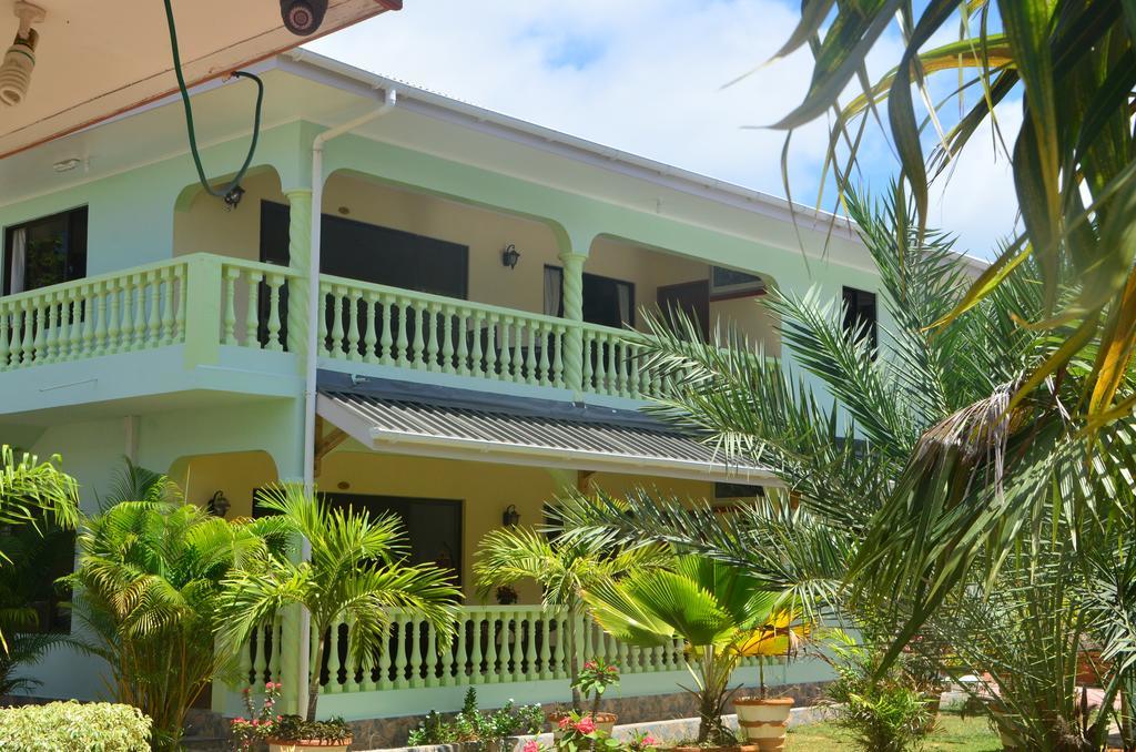 Green Palm Self Catering Anse aux Pins Esterno foto